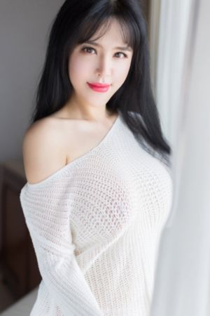 年轻的漂亮阿姨韩语中字